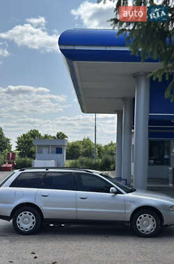 Универсал Audi A4 2000 в 