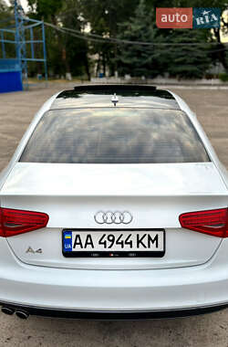Седан Audi A4 2015 в 