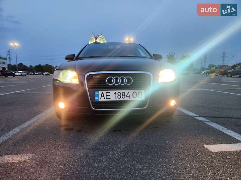 Универсал Audi A4 2004 в Киеве