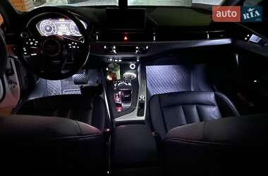 Седан Audi A4 2016 в 