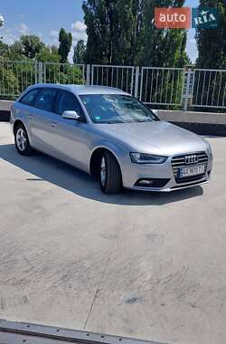 Универсал Audi A4 2014 в Киеве