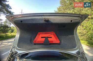 Седан Audi A4 2001 в 