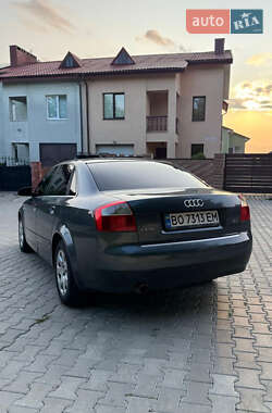 Седан Audi A4 2003 в 