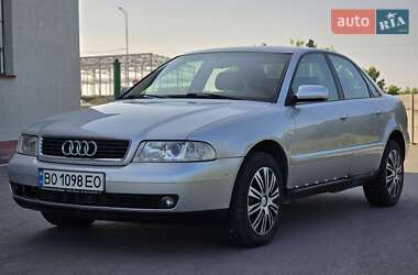 Седан Audi A4 2000 в 