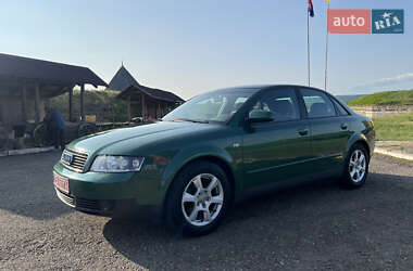 Седан Audi A4 2001 в 