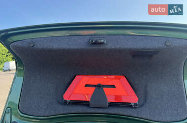 Седан Audi A4 2001 в 