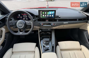 Седан Audi A4 2020 в 
