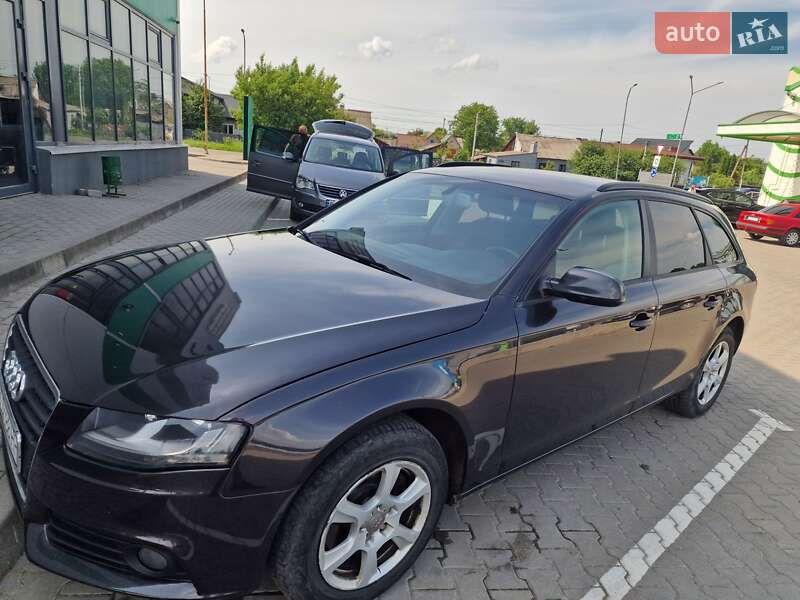 Универсал Audi A4 2010 в 