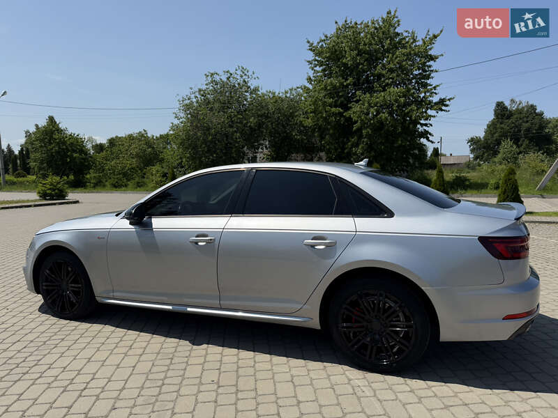 Седан Audi A4 2018 в Луцке