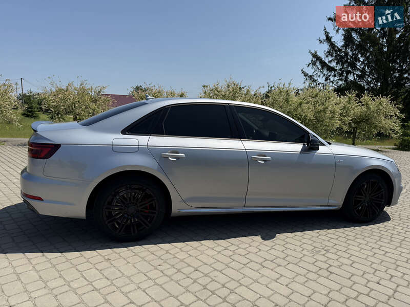 Седан Audi A4 2018 в Луцке