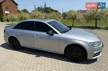 Седан Audi A4 2018 в 