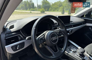 Седан Audi A4 2018 в 