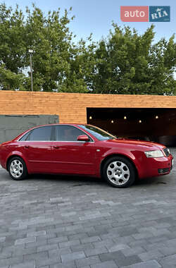 Седан Audi A4 2002 в 