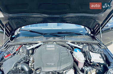 Седан Audi A4 2018 в 