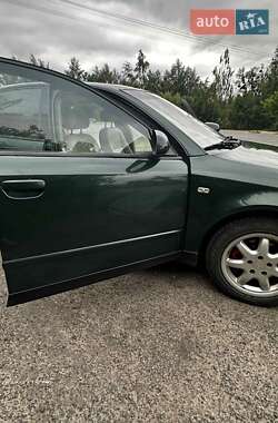 Седан Audi A4 2002 в 