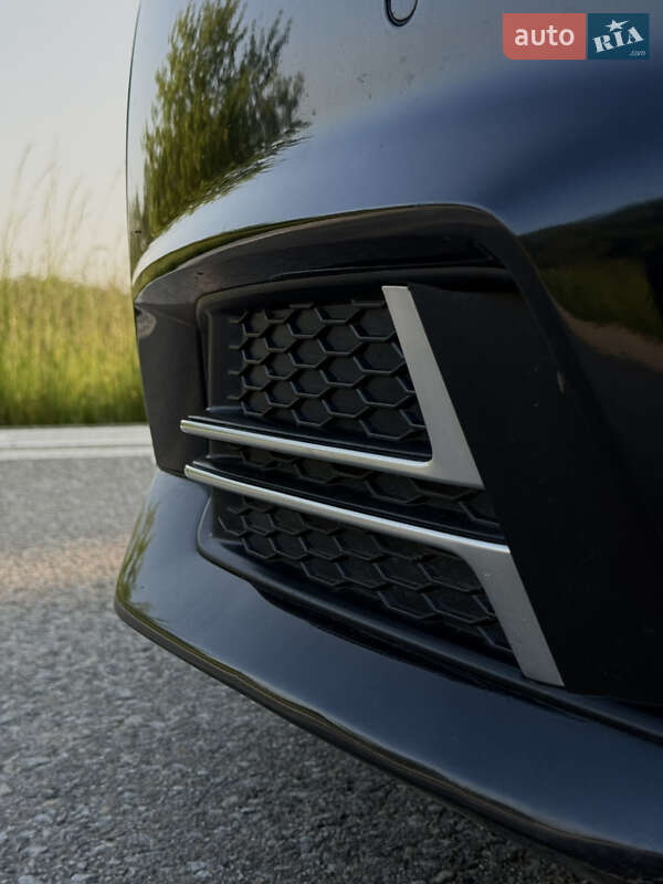 Седан Audi A4 2018 в Тернополе