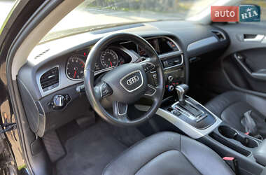 Седан Audi A4 2013 в 