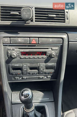 Универсал Audi A4 2003 в 