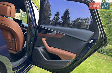 Седан Audi A4 2021 в 