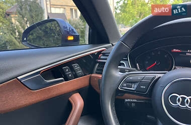 Седан Audi A4 2021 в 