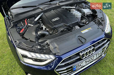 Седан Audi A4 2021 в 