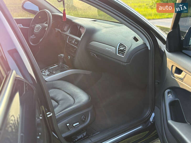 Седан Audi A4 2014 в Житомире