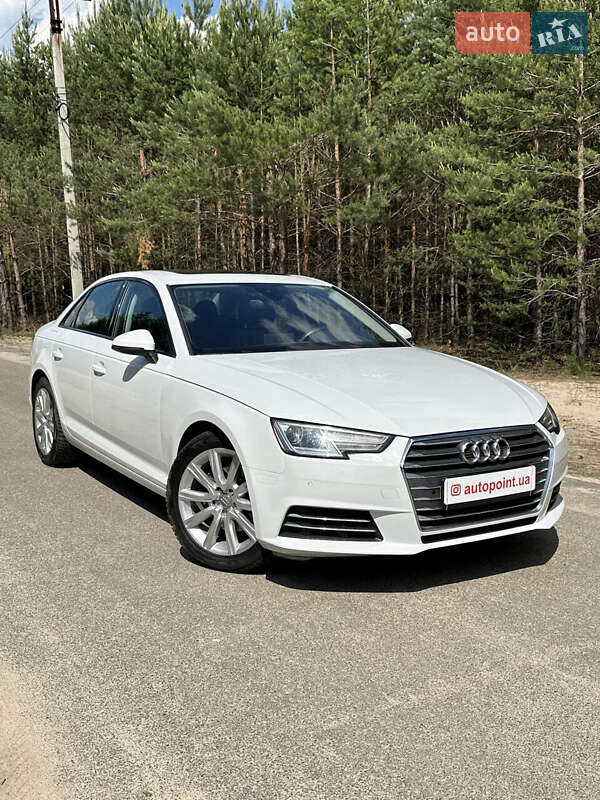 Седан Audi A4 2019 в Белогородке