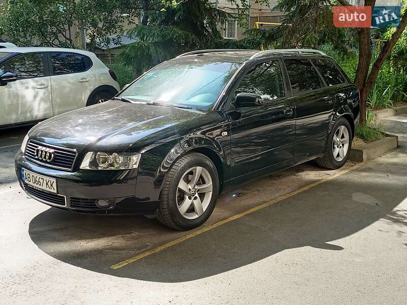 Универсал Audi A4 2003 в 