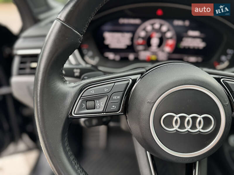 Седан Audi A4 2017 в Киеве