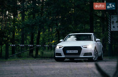 Седан Audi A4 2016 в 