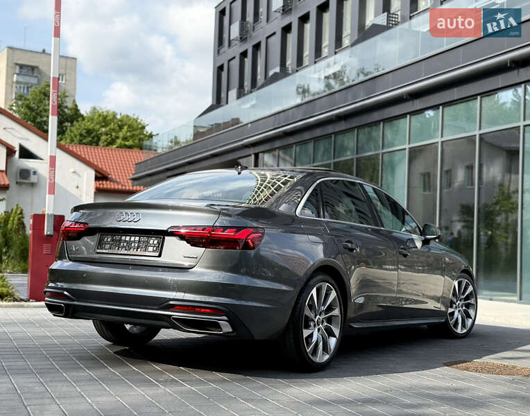 Седан Audi A4 2021 в Львові