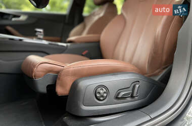 Седан Audi A4 2021 в 