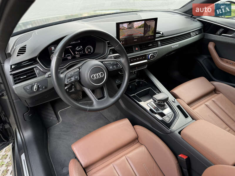 Седан Audi A4 2021 в Львові