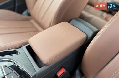 Седан Audi A4 2021 в 
