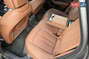 Седан Audi A4 2021 в 