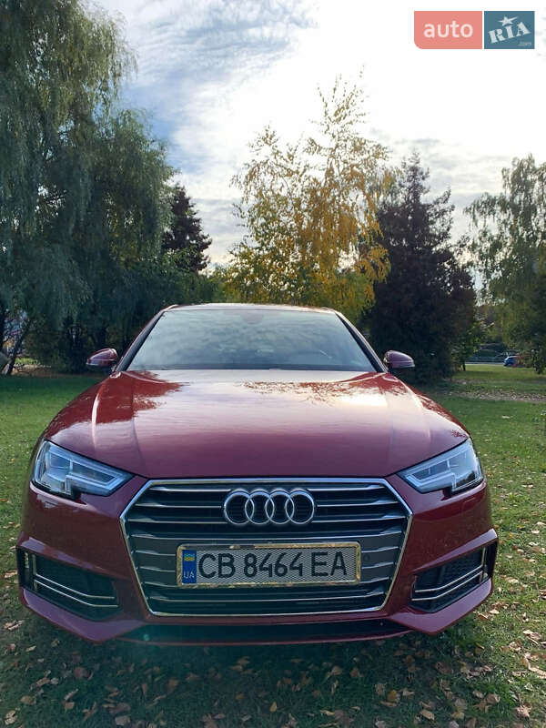 Седан Audi A4 2017 в 