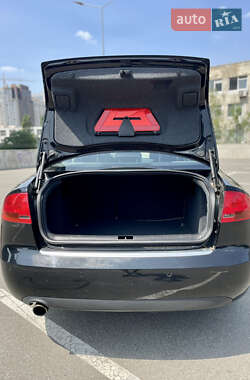 Седан Audi A4 2006 в 