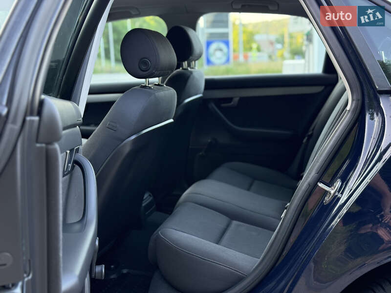 Седан Audi A4 2006 в Могилев-Подольске