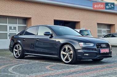 Седан Audi A4 2013 в 