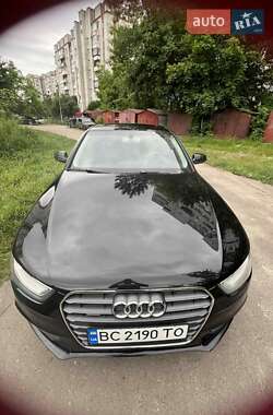 Седан Audi A4 2012 в Львове