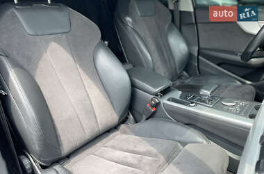 Универсал Audi A4 2018 в 