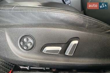 Седан Audi A4 2012 в 