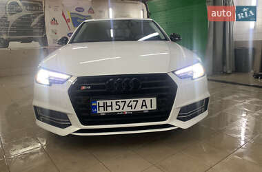 Седан Audi A4 2018 в Одесі
