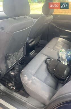 Седан Audi A4 1999 в 