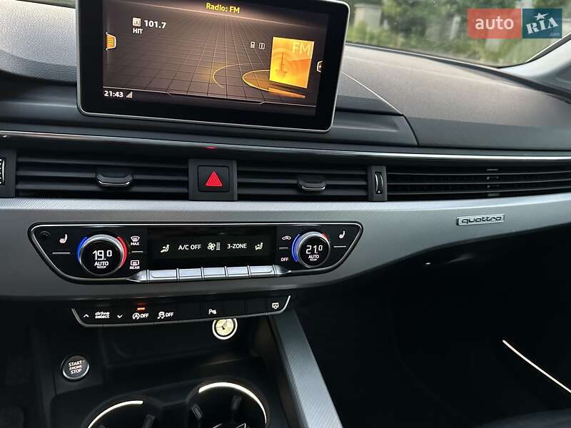 Седан Audi A4 2016 в Львове
