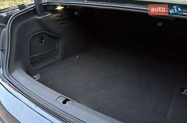 Седан Audi A4 2016 в 