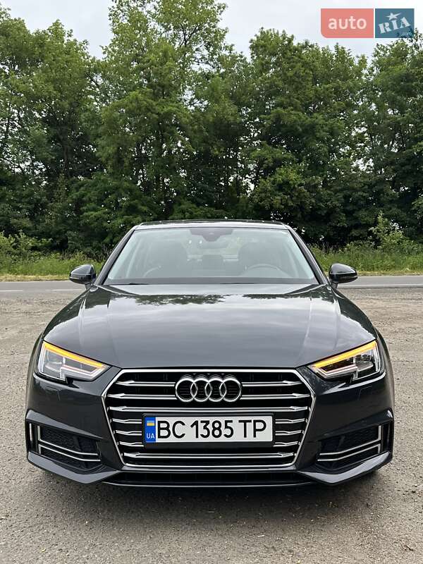 Седан Audi A4 2016 в Львове