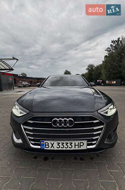 Седан Audi A4 2019 в Хмельницком