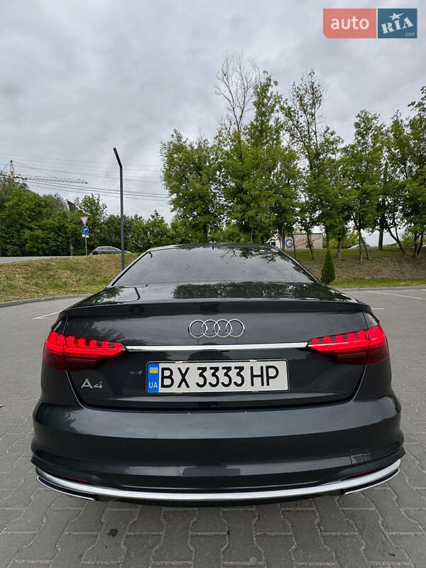 Седан Audi A4 2019 в Хмельницькому