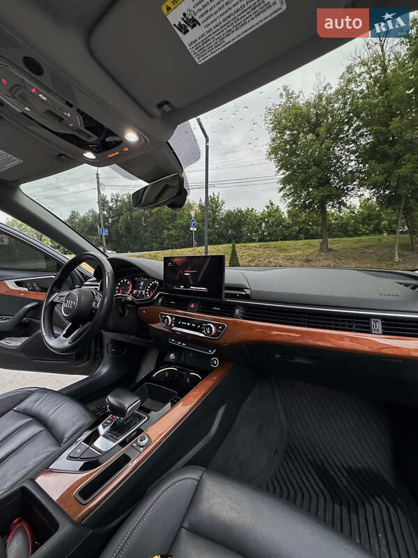 Седан Audi A4 2019 в Хмельницькому